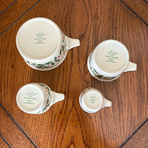 Lenox Holiday Measuring Cup Set - Picture 2 of 3